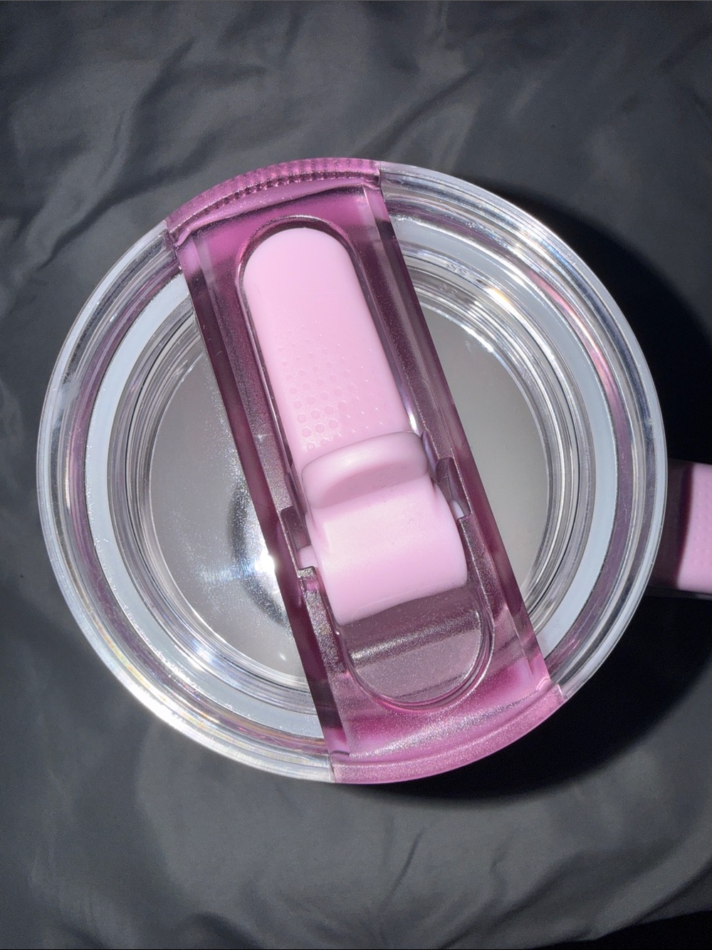 Stanley (Pink) 40oz - Picture 2 of 3